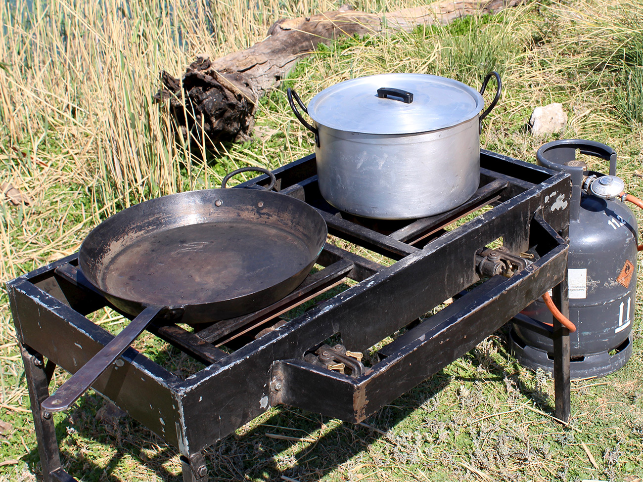 Double gas burner / cooker - Adventure Camping Hire